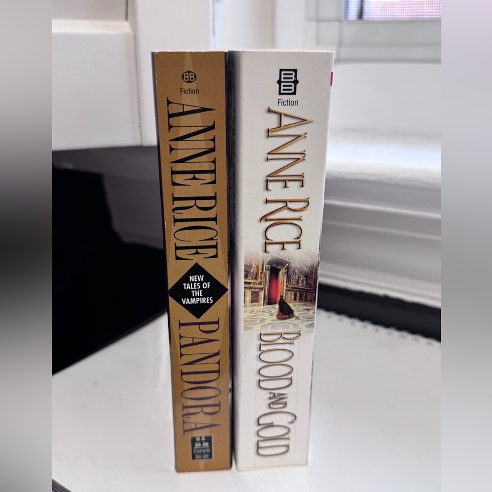 🩸 Anne Rice Vampire Chronicles Bundle Blood & Gold + Pandora Vintage Paperbacks - Picture 9 of 16
